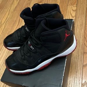 Air Jordan bred 11